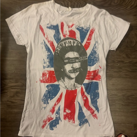 Sex pistols concert T-shirt fits like a small​ - Picture 3 of 7